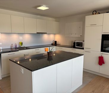 Moderne 3-5-Zimmerwohnung an zentraler Lage - Photo 3