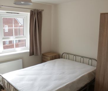 2 bedroom flat to rent - Photo 5