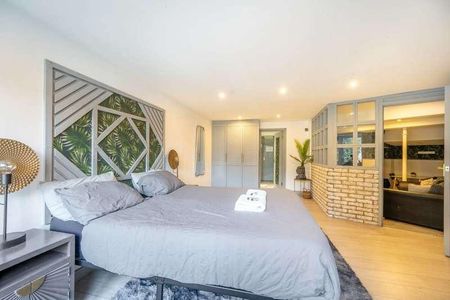 Wells House Road, North Acton, NW10 - Photo 4