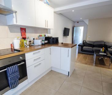 6 bedroom house to rent - Photo 6