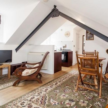 Studio to rent - Photo 1