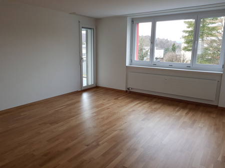 4.5 Zimmer-Wohnung nahe Erholungsgebiet zu vermieten - Photo 2