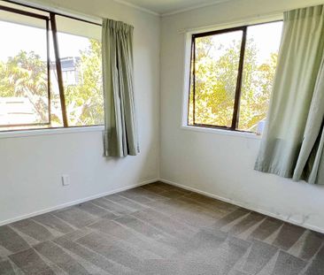 110 Bruce McLaren Road, Henderson - Photo 4