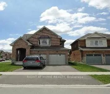 Property For Lease | N9042466 - Photo 4