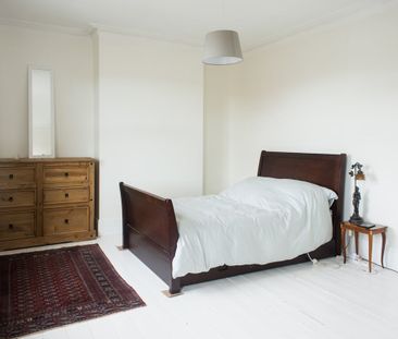 3 Bed Terraced House, Moorfield Road, M6 - Photo 4