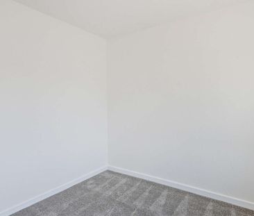 Glendale Close, Bradford, BD6 2LR - Photo 6