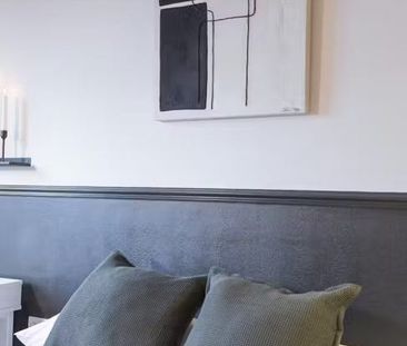 Carrer de lEscorial, Barcelona, Catalonia 08024 - Photo 1