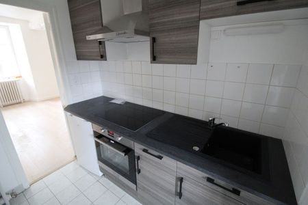 2 Pièces GUICHEN – - Photo 2