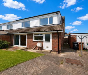 3 bedroom semi-detached house to rent - Photo 6