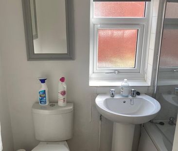 Room in a Shared House, Minstead Road, B24 - Photo 4