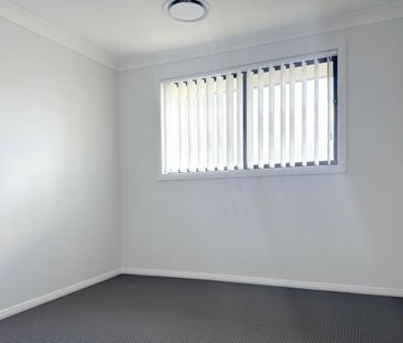 Brand New Large Family Home - Photo 3