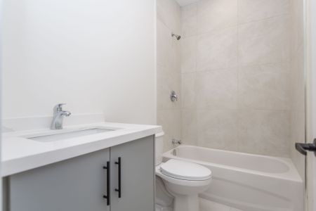 For Lease - 58 Ansley Road Unit# 1, Wasaga Beach, Ontario - Photo 2