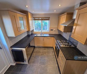 3 bedroom semi-detached house to rent - Photo 6