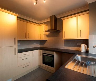 3 bedroom terraced house to rent - Photo 4