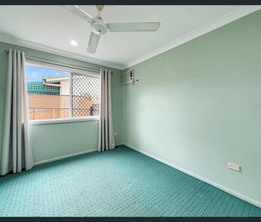 109 Barnard Drive, Mount Sheridan, Qld 4868 - Photo 6