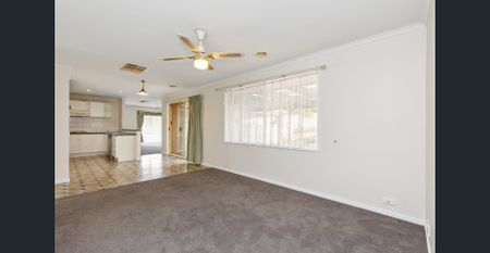 Family Home With A Shed! - Photo 2