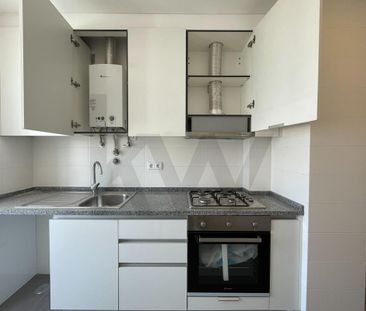 LISBOA, Lisbon - Photo 2