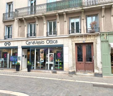 CHARTRES – CENTRE VILLE, 5 MN. A PIED DE LA GARE BEAU 3 PIECES LUMI... - Photo 6