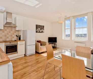 2 Bed Flat, Fraser House, AB11 - Photo 1