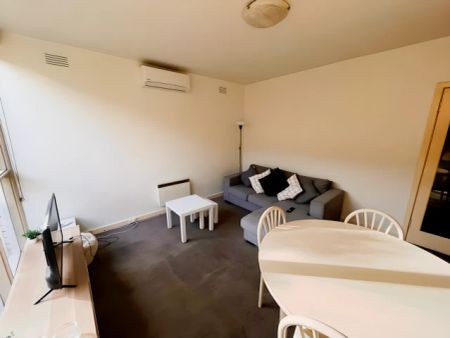 Room 1 (Private) - Photo 2