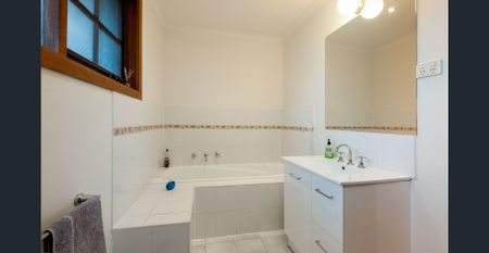 Your Perfect Family Retreat Awaits! - Photo 4