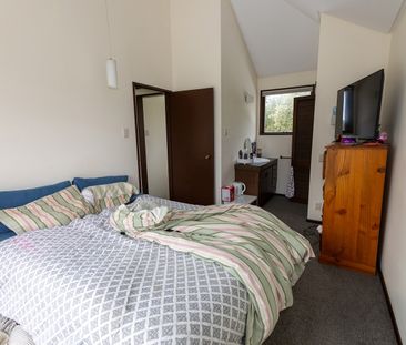 Spacious Home with Modern Comforts - Photo 1