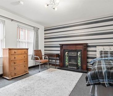 Bedroom 1, 10a Clonavon Terrace, Ballymena, BT43 5BE - Photo 6