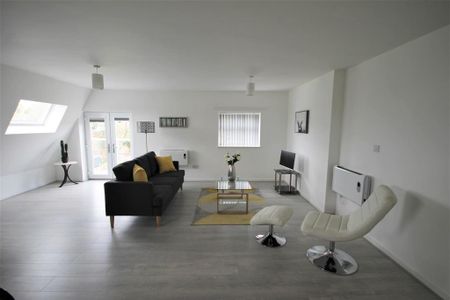 2 bedroom apartment to rent - Photo 4