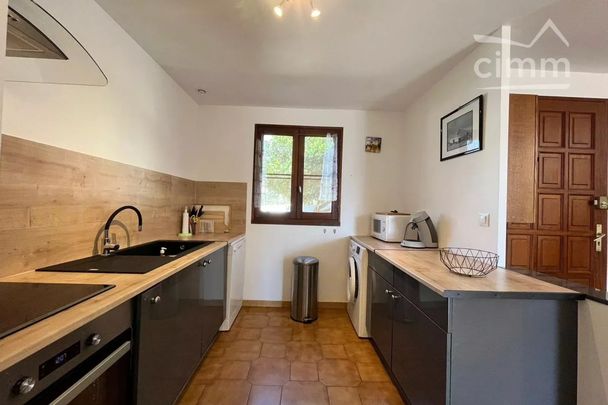 VILLA AVEC GRANDE TERRASSE - Photo 1