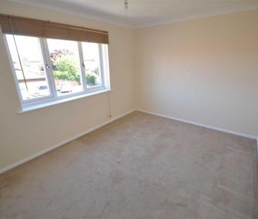 2 bedroom end of terrace house to rent - Photo 6