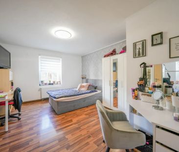 Exklusives 2-Familienhaus im Zentrum von Erkelenz – Flexibles Wohne... - Photo 3