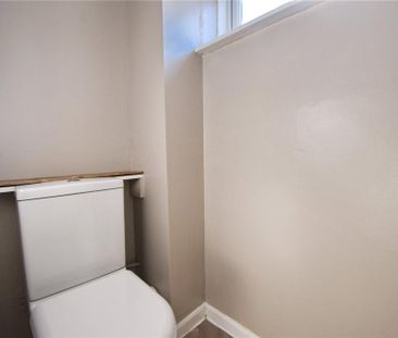 2 bedroom end of terrace house to rent - Photo 6