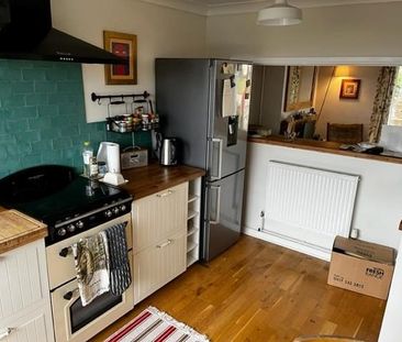 Queensdown Gardens, Knowle - Photo 6