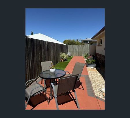 4/2a Jackson Street, Centenary Heights, Qld 4350 - Photo 5