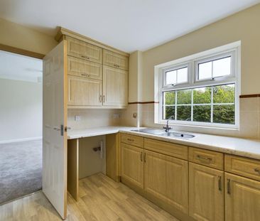 2 bedroom flat to rent - Photo 6