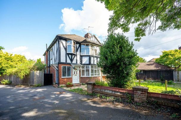 2 bedroom maisonette to rent - Photo 1