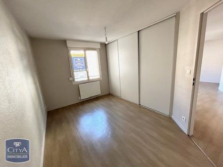 Location Appartement 2 pièces 45m² CLERMONT FERRAND 63000 - Photo 4