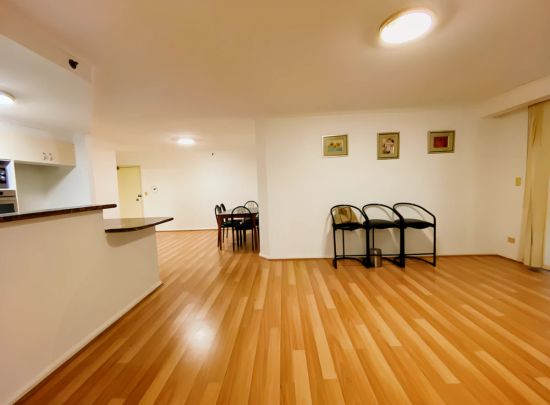 3 bed 2 bath*50 - Photo 1