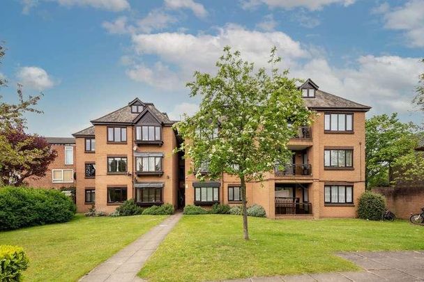 Coombe Lane West, Kingston, KT2 - Photo 1