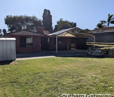 Central Family Home - Photo 4