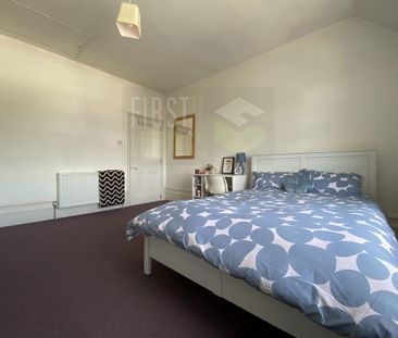 6 bedroom detached house to rent - Photo 4