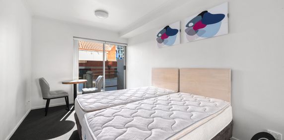 309/118 Franklin Street, Melbourne VIC 3000 - Studio For Rent | Domain - Photo 2