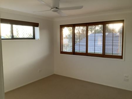 Two Bedroom Townhouse in Shaws Bay - Photo 4