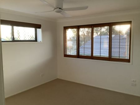 Two Bedroom Townhouse in Shaws Bay - Photo 2