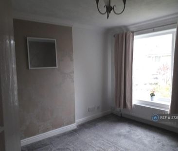 2 bedroom terraced house to rent - Photo 3