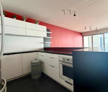 Location Appartement 2 pièces 70m² PARIS 11ème - Photo 2