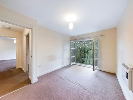 2 bedroom flat to rent - Photo 5