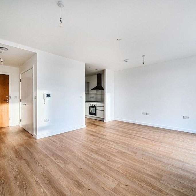 1 bedroom flat to rent - Photo 1