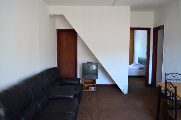 3 bedroom flat to rent - Photo 1