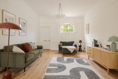 3 bedroom maisonette to rent - Photo 2